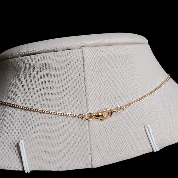 Authentic Louis Vuitton vintage patina Lock Key Necklace Gold Tone w/ 24" Chain - Picture 10 of 11